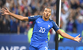 بلجيكا وفرنسا اليوم في افتتاح نصف نهائي مونديال روسيا 2018