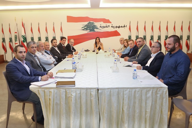جعجع تهتم بمستشفى بشري: سنطلب أموالا من الحكومة الجديدة