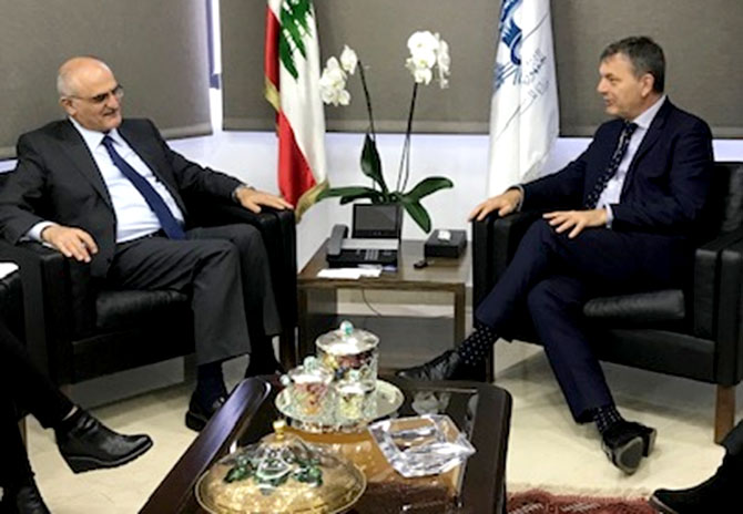 خليل: دفع مستحقات المتقاعدين الإثنين
