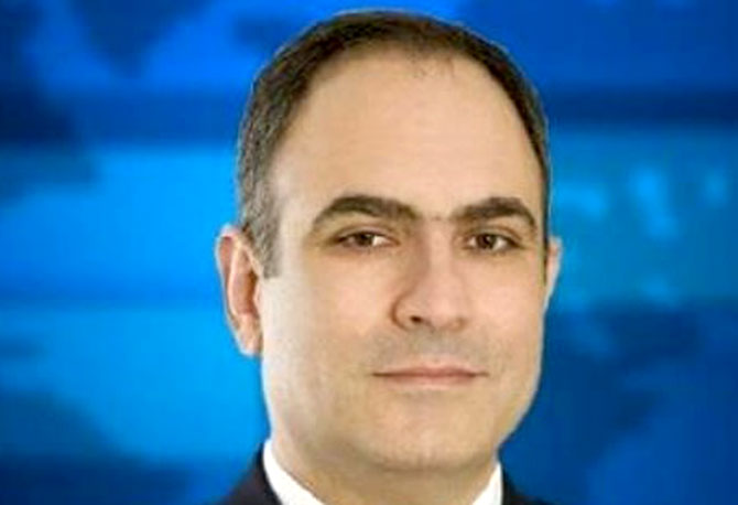 أسود يتهم 