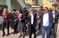 الطبش تتفقد منطقة الكرنتينا: سأعمل والحريري لحل مشاكلها