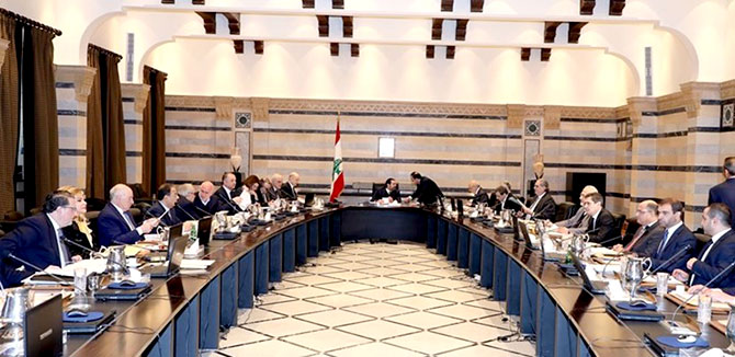 جباوي يشيد بإقرار الدرجات الــ6 للأساتذة  وعازار يعتبرها حقاً لهم ولكنها ترتب أعباء