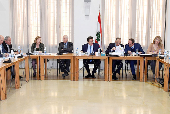 كنعان: طلبنا من جبق أجوبة حول كيفية التعاقد مع 295 مستشفى