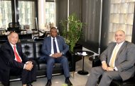 نائب رئيس غرفة بيروت والجبل  عرض العلاقات الاقتصادية مع سفير غينيا