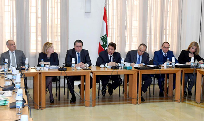 لجنة المال تستمع لوزير الإتصالات ورئيس 