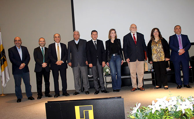 مؤتمر التلوث  الكهرومغناطيسي بطرابلس يوصي باتخاذ اجراءات وقائية
