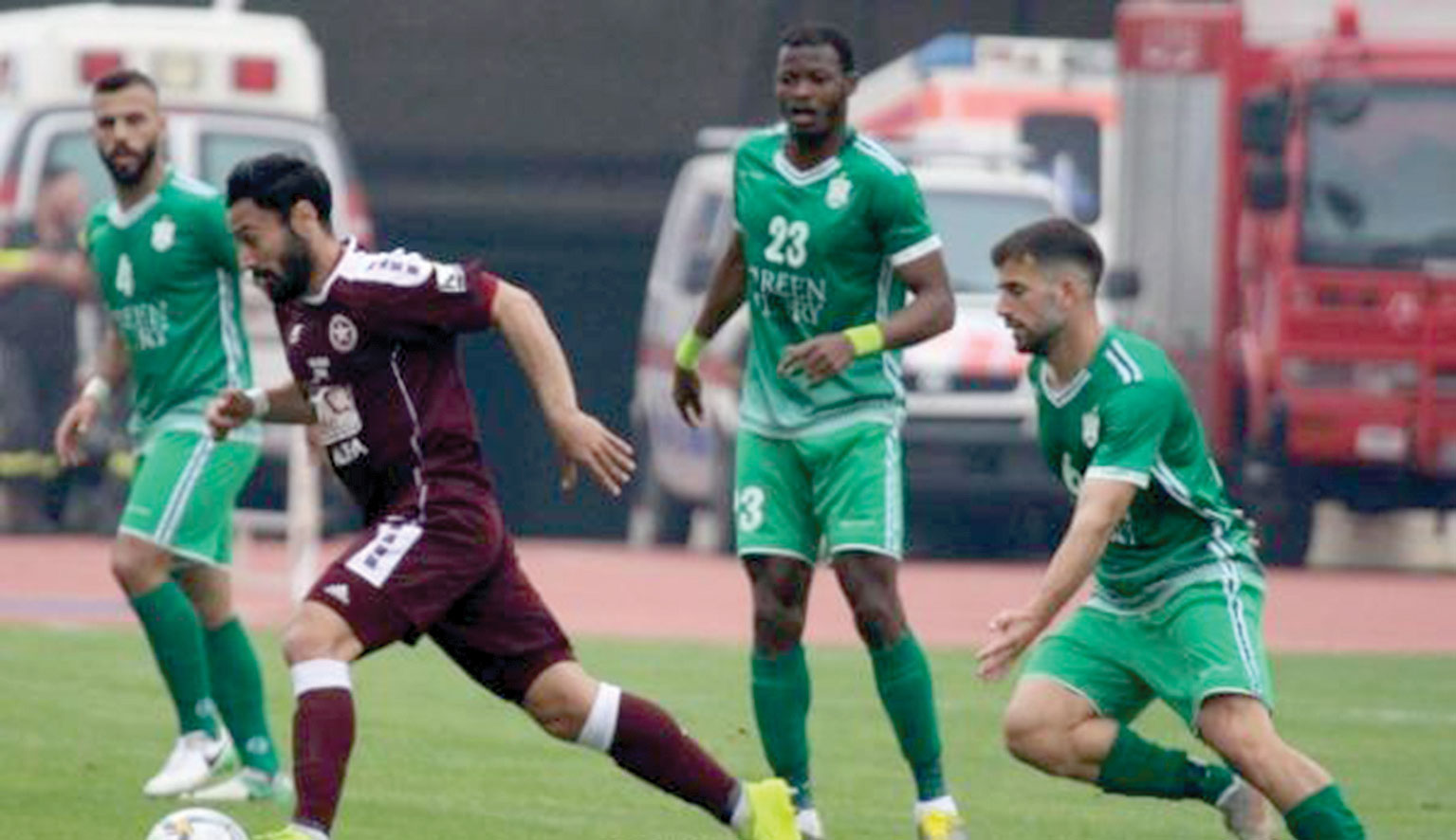 سداسية العهد في الاخاء تمنحه لقب الدوري اللبناني والنجمة يهزم الانصار بهدف مثير للجدل