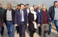 الحريري تتفقد بحيرة القرعون وتطرح شعار «الليطاني اولا»