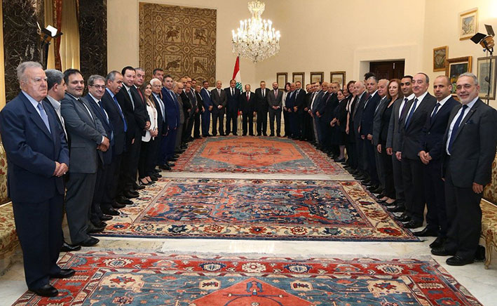 عون: رواتب الفقراء والطبقة المتوسطة خط أحمر وعلى الموازنة ان تحمل وجها اقتصاديا وتنمويا