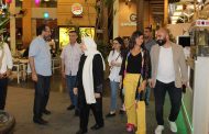 الحريري جالت على المراكز التجارية ضمن فعاليات «صيدا مدينة رمضانية»