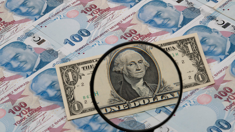 الليرة التركية عند أدنى مستوى في 7 أشهر