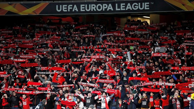 جماهير أرسنال تطالب بنقل نهائي الدوري الأوروبي إلى ويمبلي