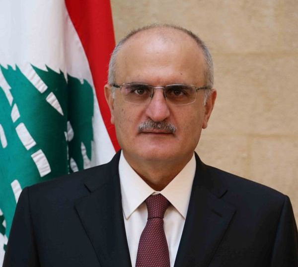قرار لوزير المال بتمديد مهلة تسديد الضريبة وتقديم التصاريح الفصلية
