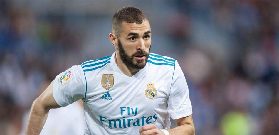 بنزيما يدعم منتخب الجزائر برسالة مؤثّرة!