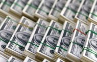 الدولار يهبط إلى أدنى مستوياته في شهرين