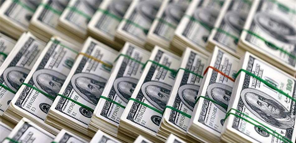 الدولار يهبط إلى أدنى مستوياته في شهرين