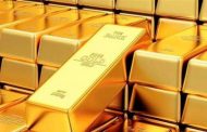 الذهب يحوم قرب أعلى مستوى في 6 أعوام
