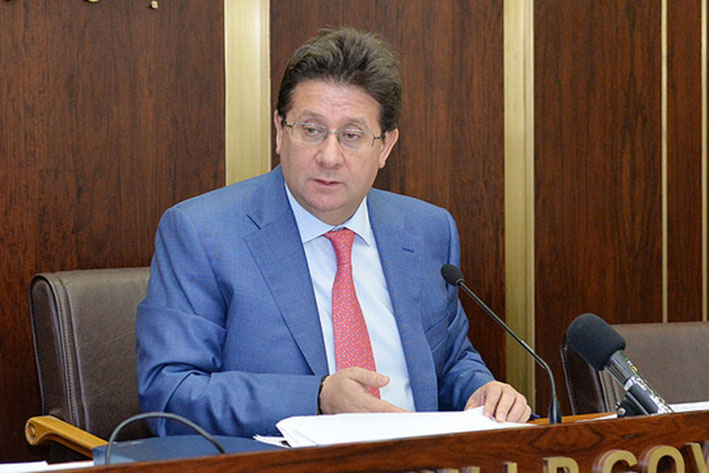 لجنة المال تنجز قوانين البرامج وتباشر بمناقشة المواد الضريبية