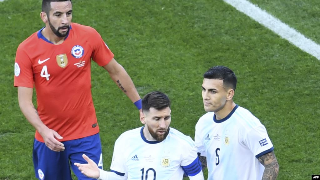 طرد ميسي يعكر على الأرجنتين ثأرها من منتخب التشيلي