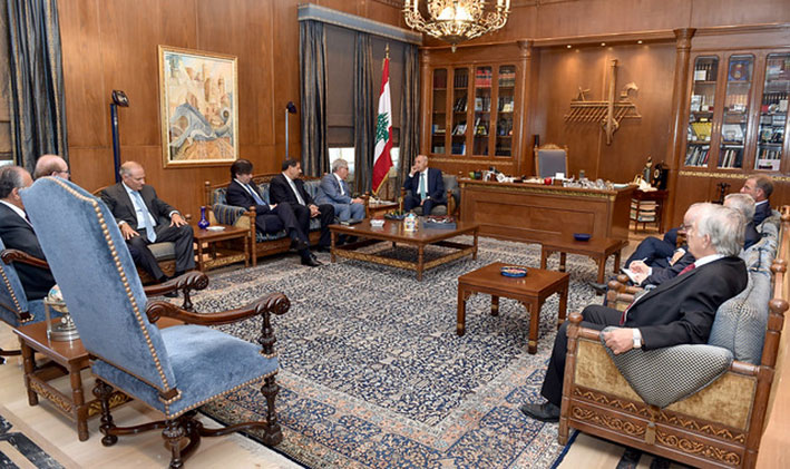 وفد جمعية المصارف برئاسة صفير  عرض أوضاع القطاع مع بري وخليل