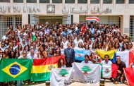 سلامة التقى 200 متحدر في متحف العملات: افتخروا بلبنان ولا تنسوه أبدا