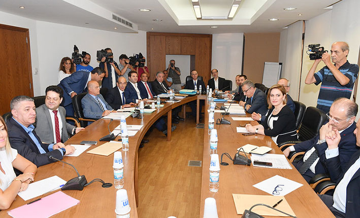 عدوان: موضوع الجمارك أشبه بقصة «إبريق الزيت»