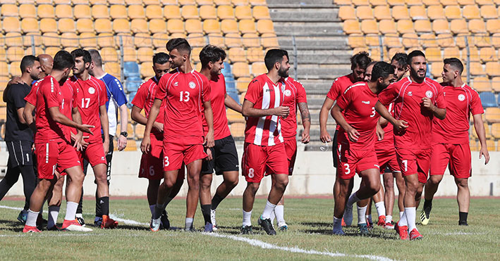 تشيوبوتاريو يقود إختبارات منتخب لبنان لكرة القدم