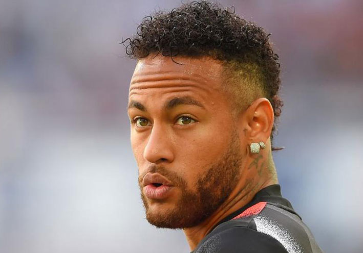 نيمار يريد «وهب حياته لسان جيرمان»
