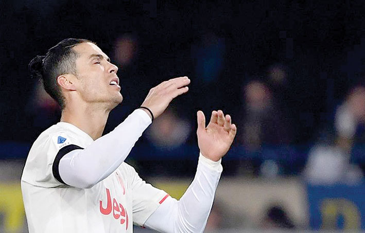 مواجهة العمالقة بين رونالدو وإبراهيموفيتش في كأس إيطاليا