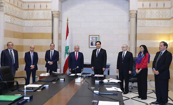 دياب يتسلم مساعدة من جمعية المصارف لمواجهة «كورونا» وصفير يدرجها في خانة الواجب الوطني لا العمل الخيري
