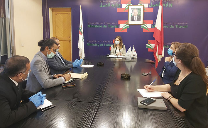يمين تبحث كيفية تنظيم العودة الطوعية للعمال والعاملات الفيلبينيين والبنغلادشيين