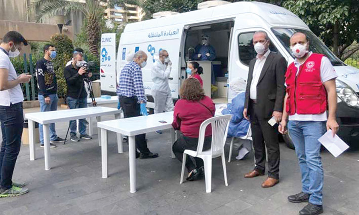 4 إصابات إضافية رفعت عدد حالات «كورونا» الى 737 وفرق الصحة تواصل فحوص الـPCR في العديد من المناطق