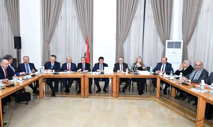 لجنة المال تباشر رسم خارطة طريق للإصلاحات