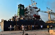 خسائر اقتصادية بمليارات الدولارات.. مرفأ بيروت أكبر نقاط الشحن والتخليص اللبنانية تحت الرماد