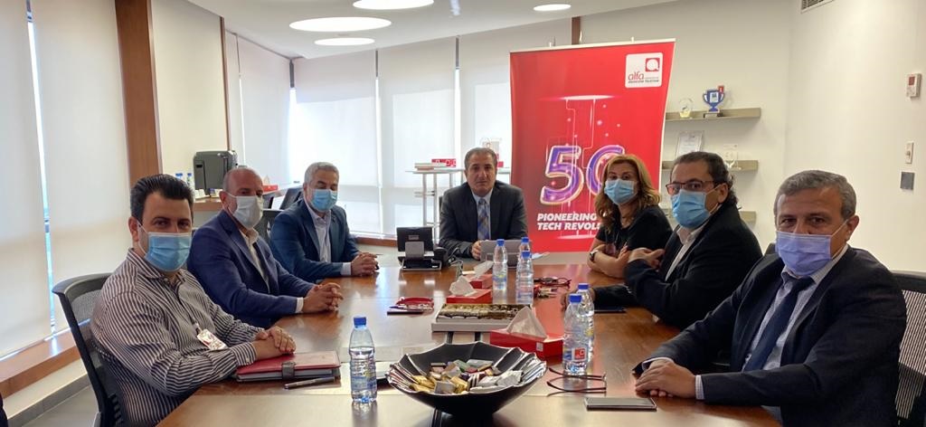 تسليم وتسلم بين الفا ووزير الاتصالات