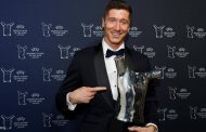 ليفاندوفسكي لاعب العام في أوروبا.. وأول غياب لميسي ورونالدو