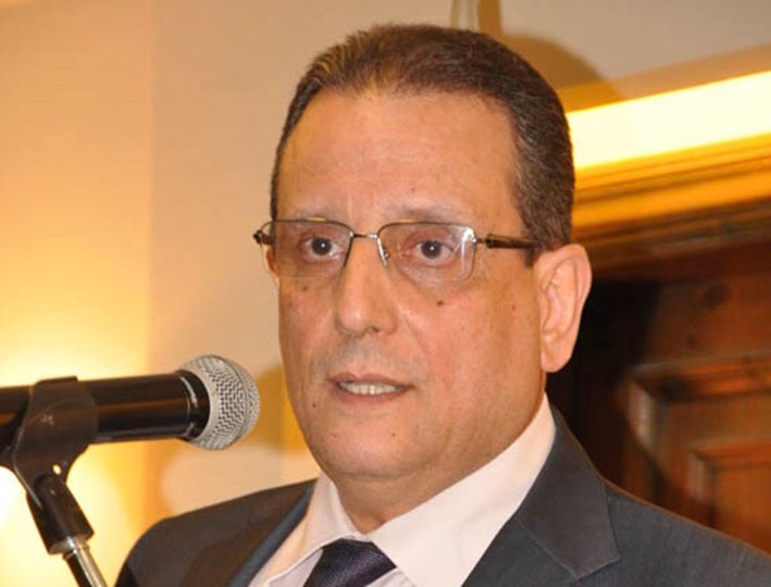 حلاوي يتوقع انخفاضاً متزايداً لسعر  الدولار إذا شُكّلت حكومة إصلاحات