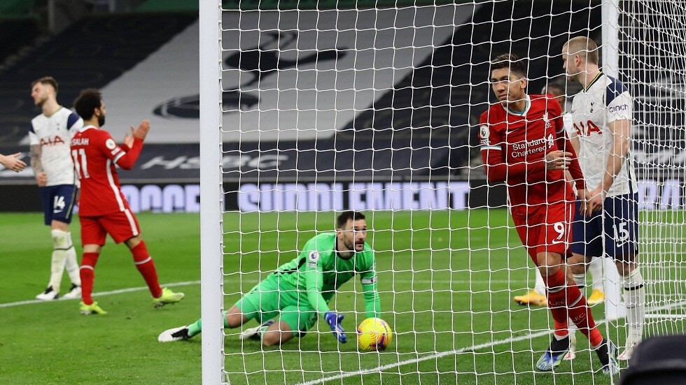ليفربول يستعيد نغمة الانتصارات بثلاثية في شباك توتنهام