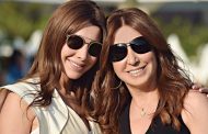 نانسي عجرم تهدي والدتها أغنية