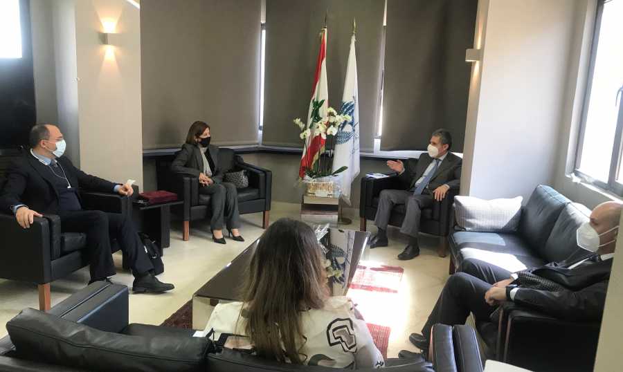 تسهيل أمور الإنفاق على طاولة 