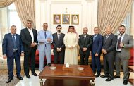 بخاري يلتقي «لجنة الطوارئ الاقتصادية»