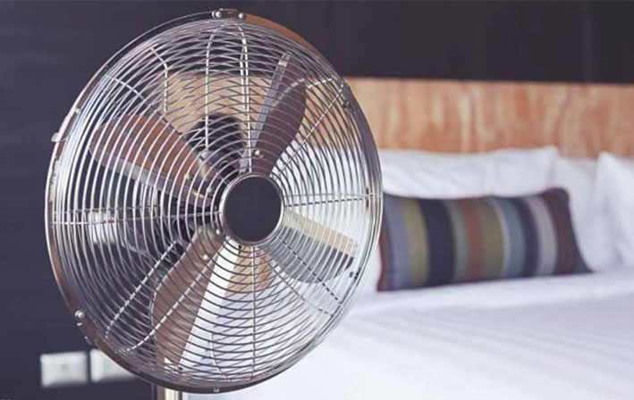 5 أسباب مهمة لوجوب عدم النوم مع تشغيل المروحة