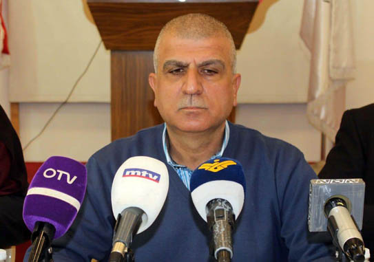 ابو شقرا يطمئن المواطنين: الشركات المستورده بدأت بتوزيع المحروقات على المحطات