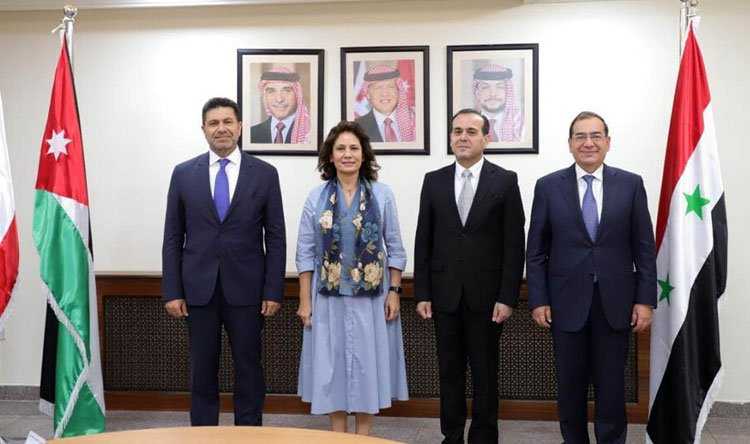 اللقاء العربي الرباعي يوافق على خارطة طريق لتزويد لبنان بالغاز المصري