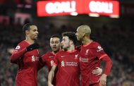 ليفربول في مباراة مصيرية ضد أستون فيلا