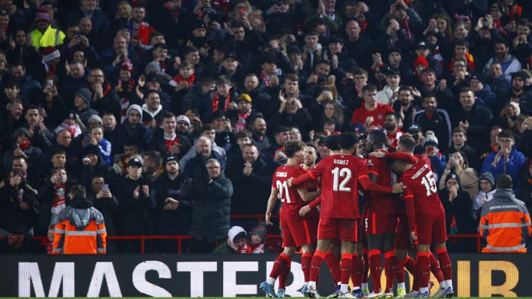 ليفربول يهزم نوريتش ويواصل حلمه نحو رباعية تاريخية