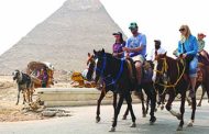 عائدات السياحة.. هل تكفي لحل أزمة شح الدولار في مصر؟