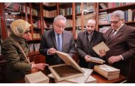 إهداء مكتبة نجيب محفوظ الخاصة إلى مكتبة الإسكندرية