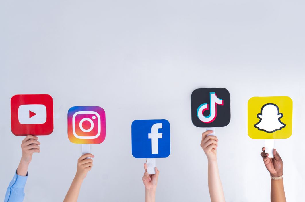 أكثر من 5 مليارات يستخدمون وسائل التواصل الاجتماعي