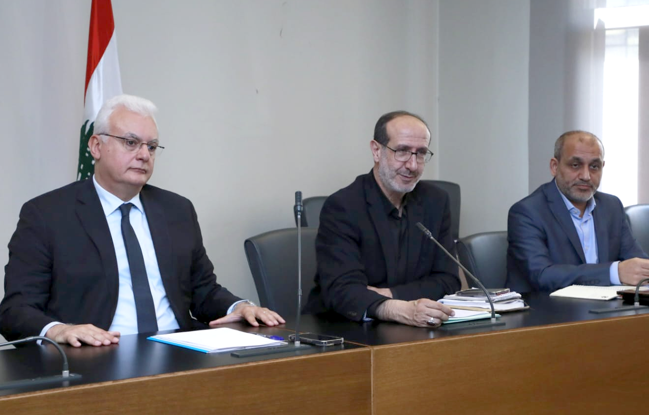 لجنة الإعلام ناقشت مشاكل قطاع الاتصالات